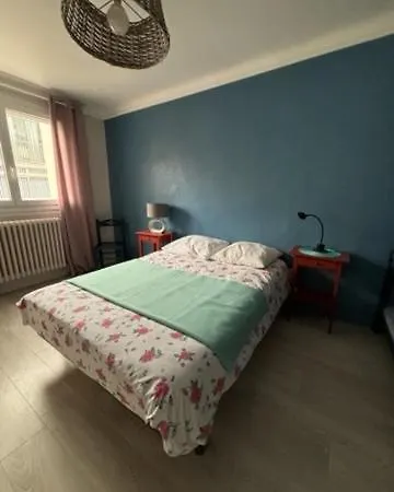 Apartment Avec Vue Pres Des Plages